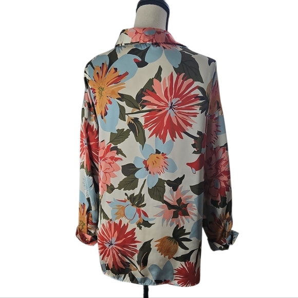 Zara Tropical Floral Satin Button Down Blouse – Medium - Picture 5 of 8